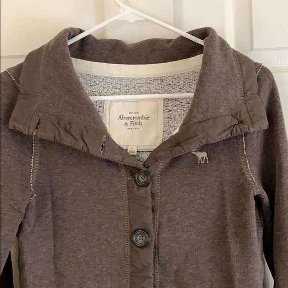 Abercrombie & Fitch Cute & Comfy Sweatshirt - Picture 4 of 7